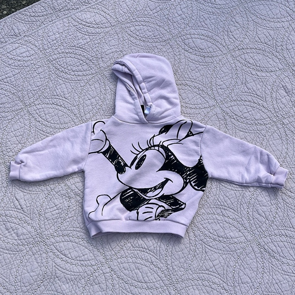 Minnie sweatshirt